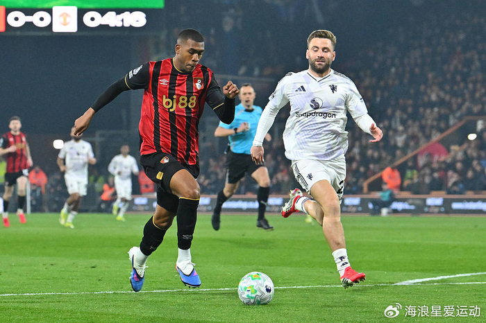 曼联点球争议引爆赛后风波，卡里克怒斥裁判判