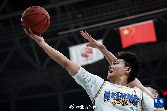 北汽男篮伤病困扰迎战广州队 赵睿曾凡博缺阵影