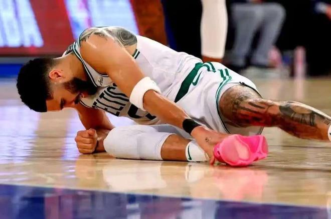 凯尔特人双探花强势复出 东部格局悄然生变