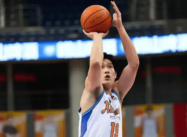 曲笑宇爆发成焦点 新疆收官战险遭逆转